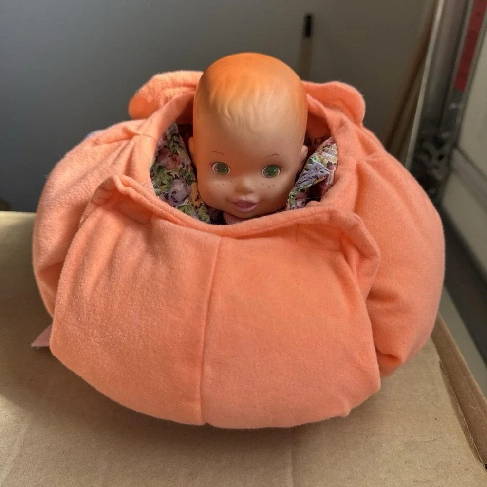 Up Up & Away Kinder-Garden Baby Doll Bottle 1999 Vintage Green Eyes Orange hair